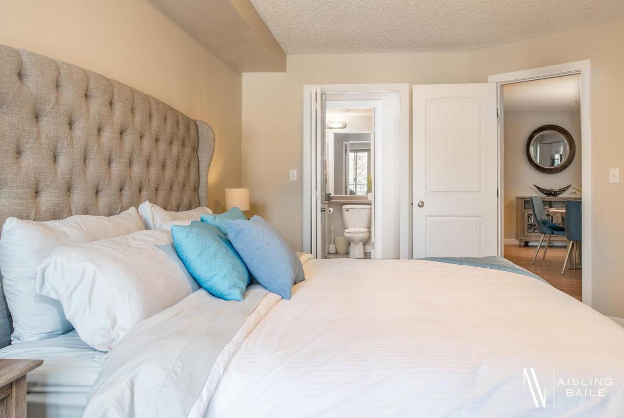 Rustic Modern 2 Bed 2 Bath With Lakeview Pool And Hot Tub Invermere Exteriör bild